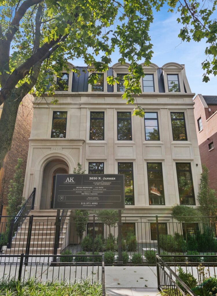 1-web-or-mls-3630 N Janssen Ave_075